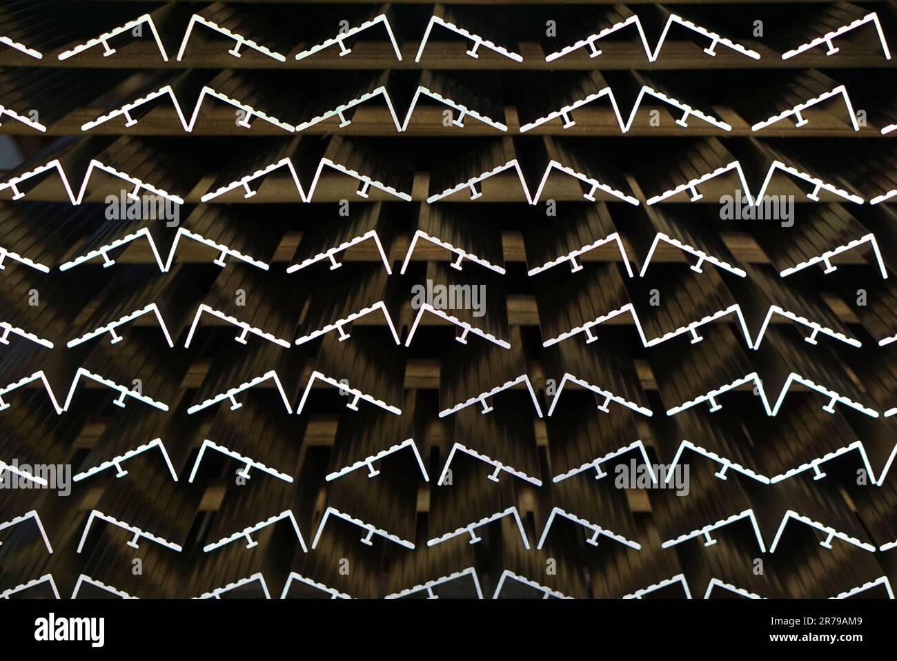 Profilés en aluminium utilisés dans les applications industrielles Banque D'Images