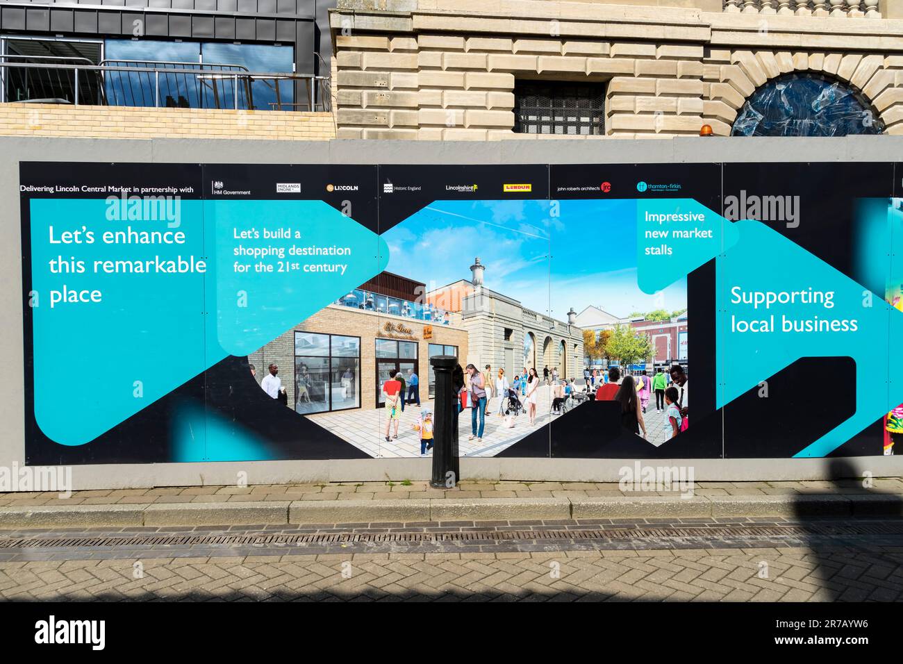 Le palissade montrant le Lincoln Central Market rénové et étendu ressemblera à, Sincil Street, Lincoln City, Lincolnshire, Angleterre, ROYAUME-UNI Banque D'Images