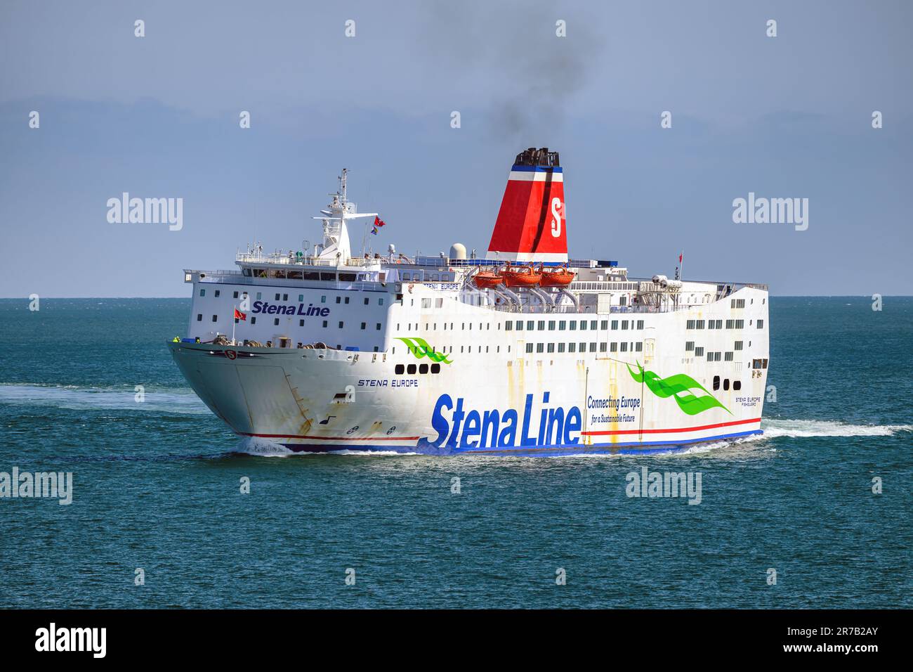 Stena Europe est un ferry de la mer d'Irlande exploité par la ligne Stena sur la route entre Fishguard et Rosslare. Banque D'Images