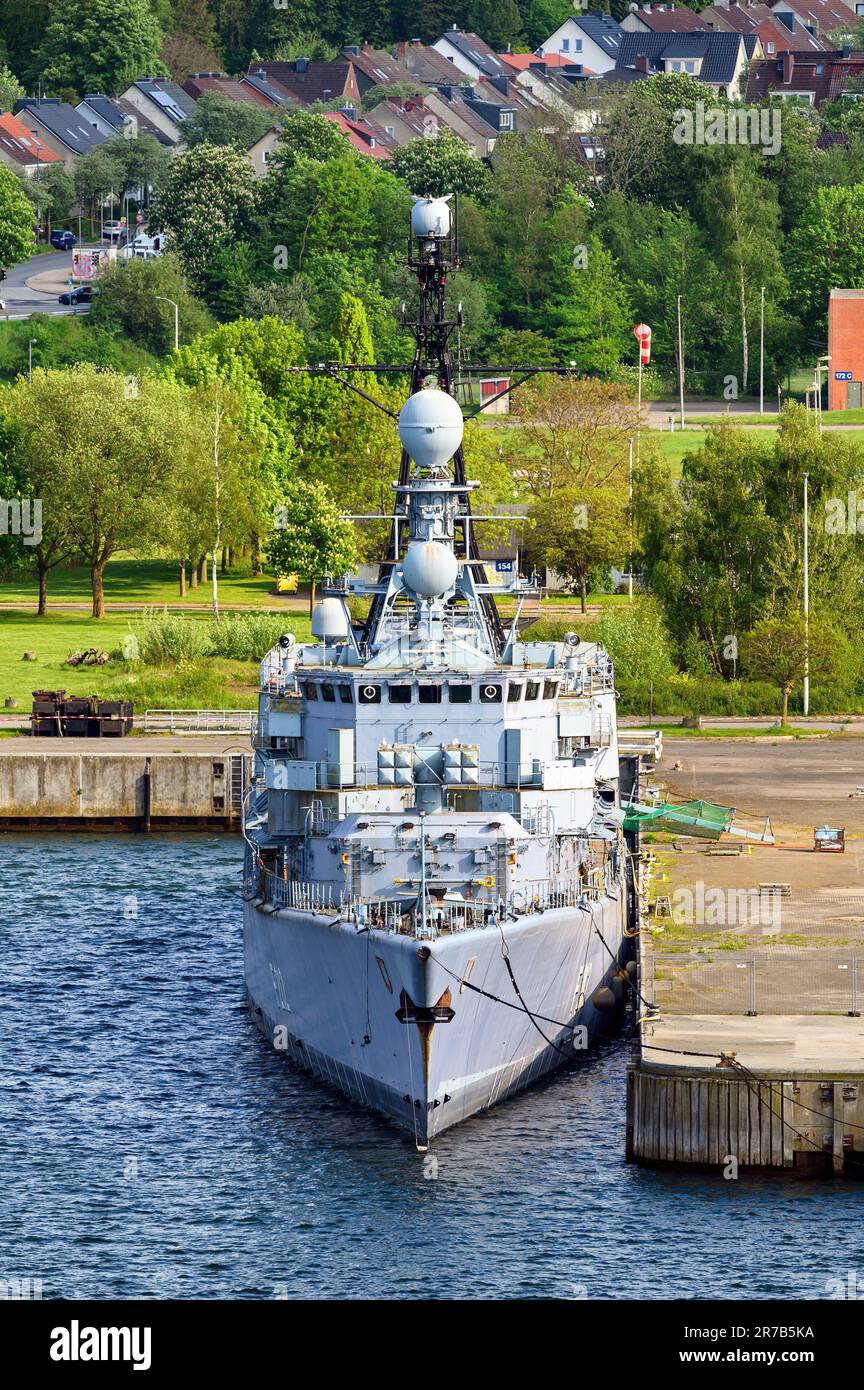 Navires de guerre de la Marine allemande désaffectés en attente de mise à disposition à la base navale de Kiel, en Allemagne. Banque D'Images