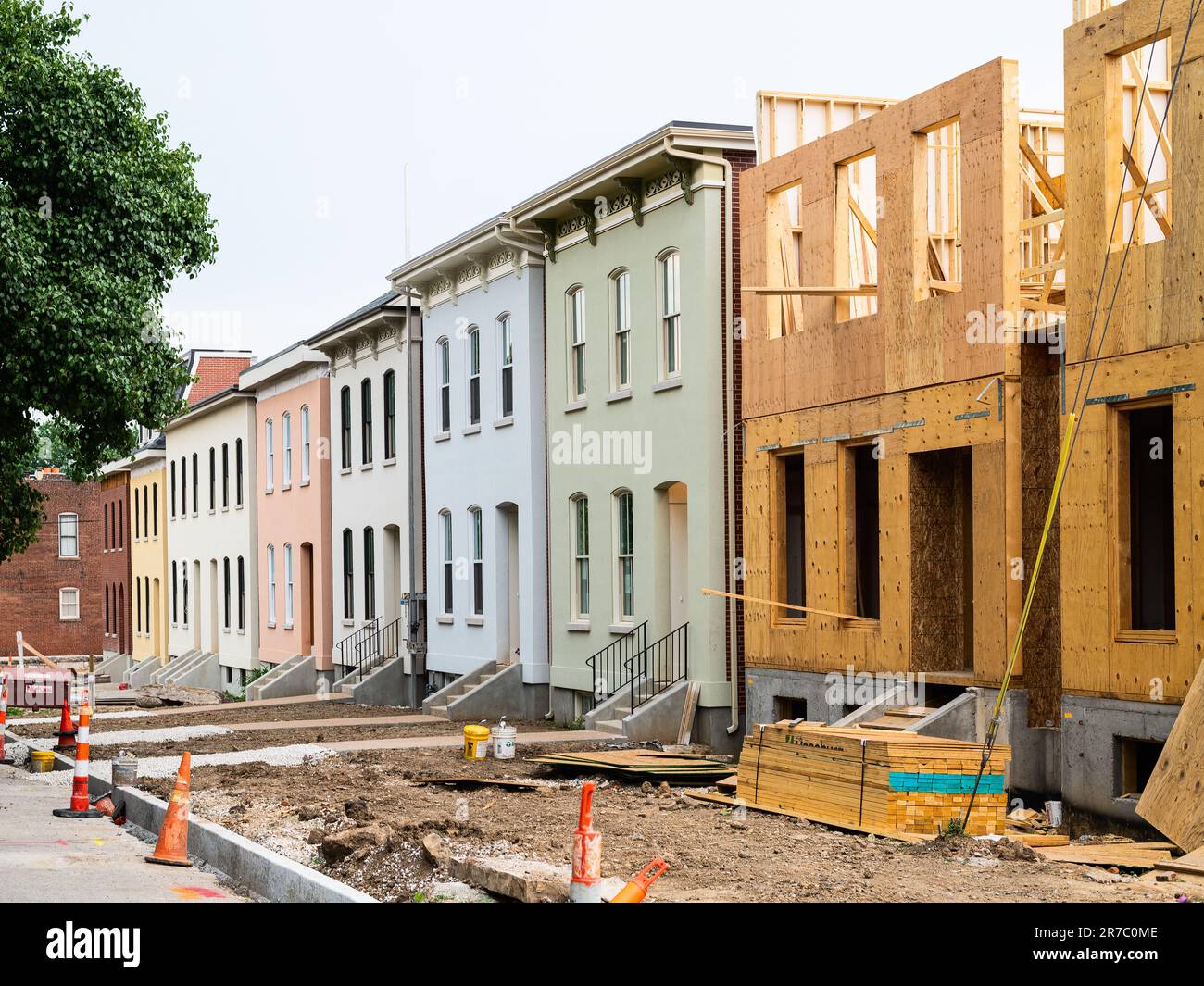 Nouveaux rougeurs en construction dans le quartier Lafayette Square Banque D'Images Nouveaux rougeurs en construction dans le quartier Lafayette Square Banque D'Images