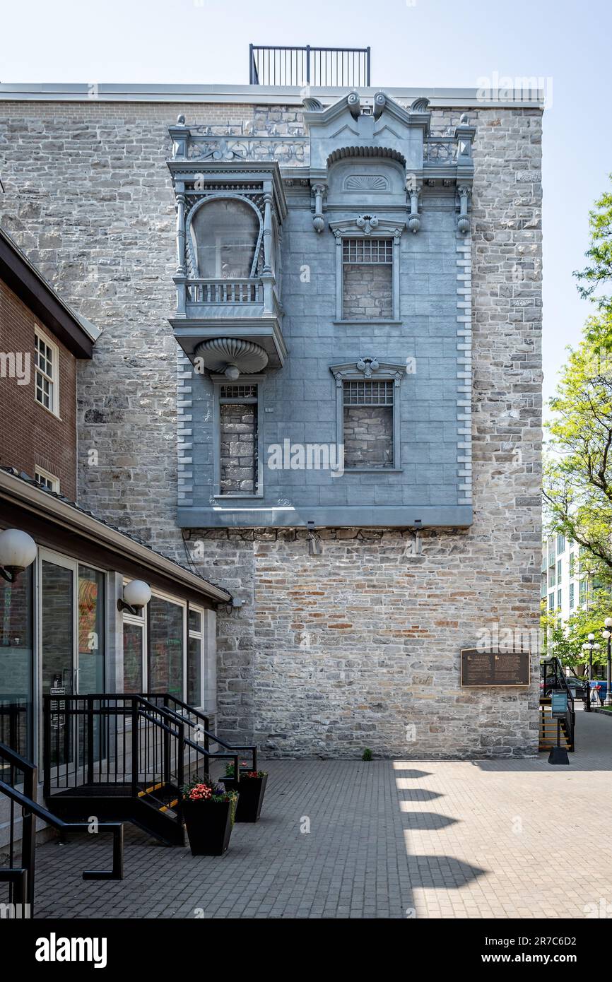 La façade de la maison Tin dans la cour, dans le marché Byward, Ottawa