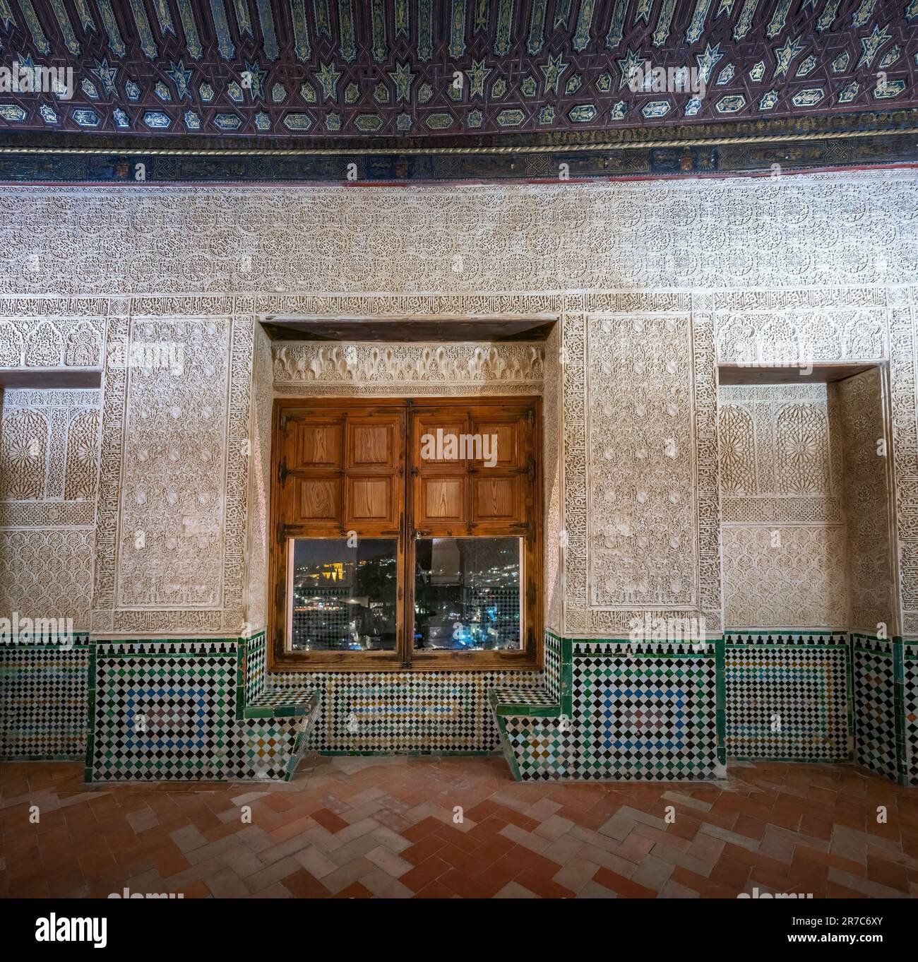 Salle dorée (Cuarto Dorado) aux palais Nasrides de l'Alhambra - Grenade, Andalousie, Espagne Banque D'Images