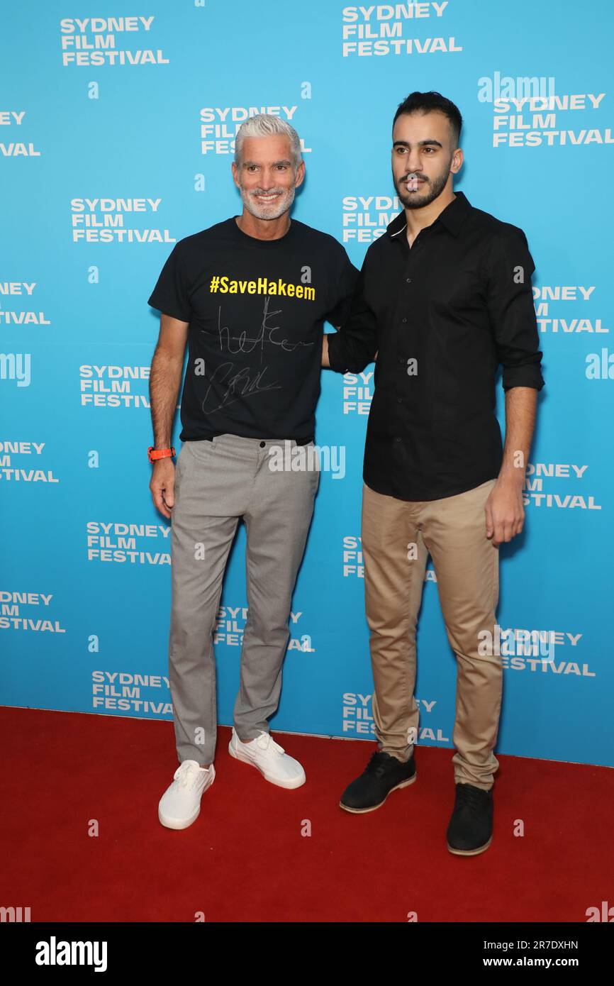 Sydney, Australie. 15th juin 2023. 70th Sydney film Festival: Première australienne, le tapis rouge Defenders à Event Cinemas George Street. En photo, de gauche à droite : Craig Foster (casting) et Hakeem al-Araibi (casting). Credit: Richard Milnes/Alamy Live News Banque D'Images