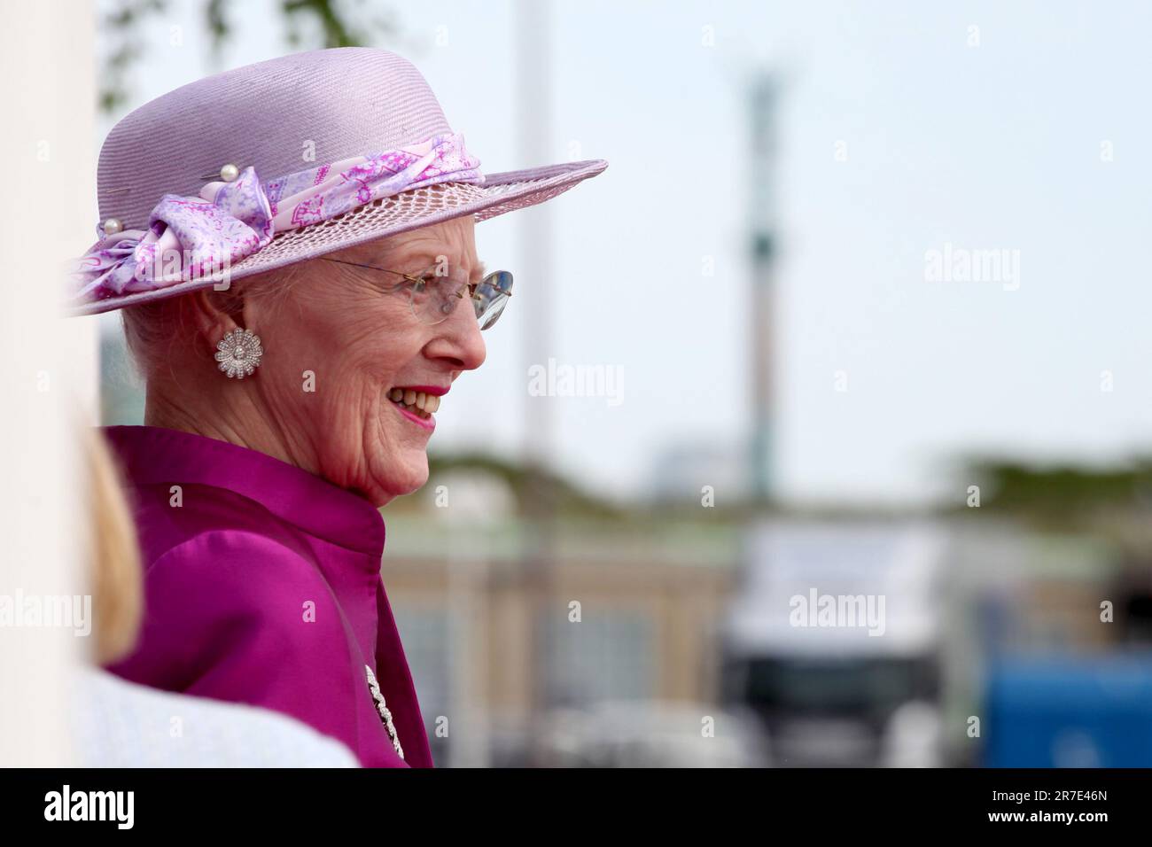 Kopenhagen, Danemark. 15th juin 2023. La reine Margrethe II du Danemark attend le couple royal norvégien sur une jetée à Copenhague. Le couple royal norvégien est arrivé au Danemark pour une visite officielle de deux jours. Credit: Steffen Trumpf/dpa/Alay Live News Banque D'Images