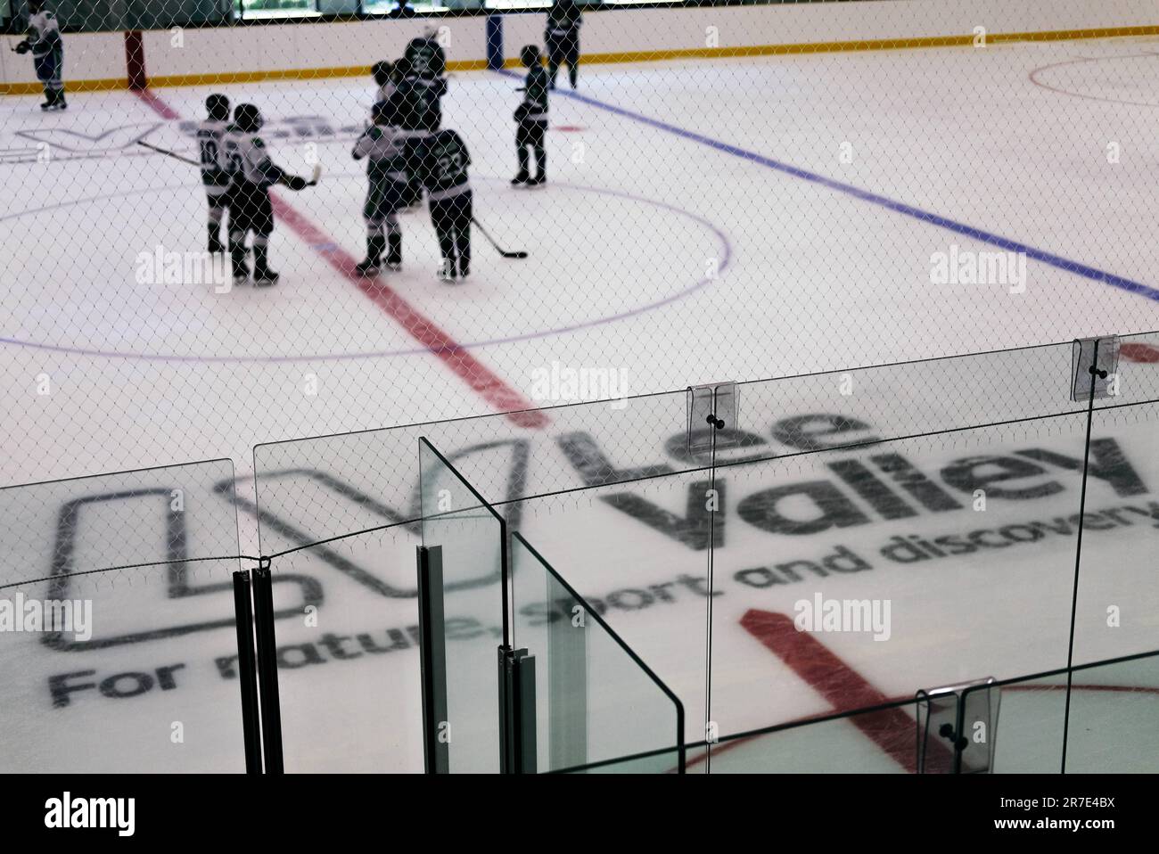 14 juin 2023. Le centre de patinage sur glace Lee Valley est lancé par Robin cousins lors d'un événement qui a vu les équipes locales et les écoles participer. Banque D'Images