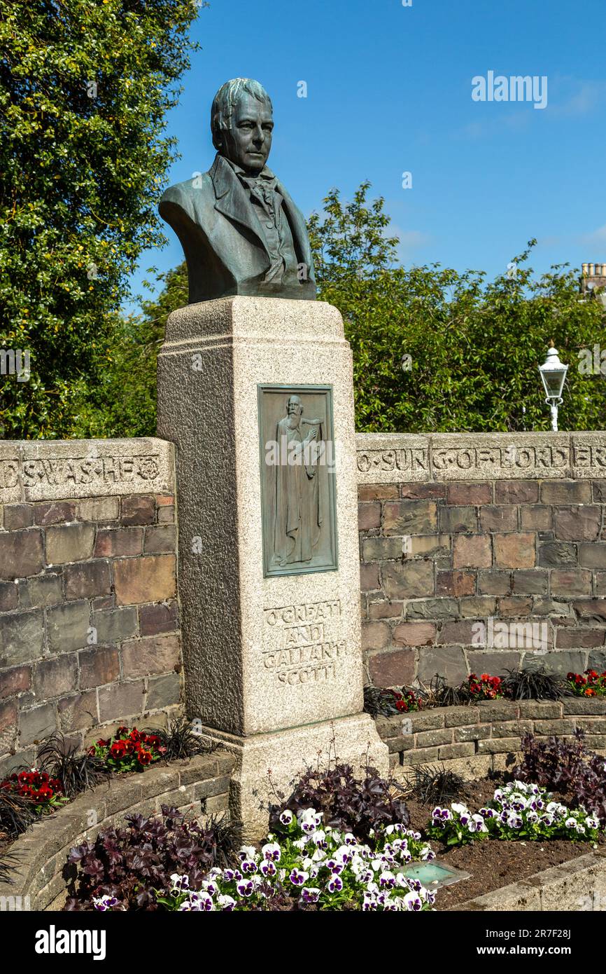 Buste de Sir Walter Scott par Thomas Clapperton, rue Bank, Galashiels Banque D'Images
