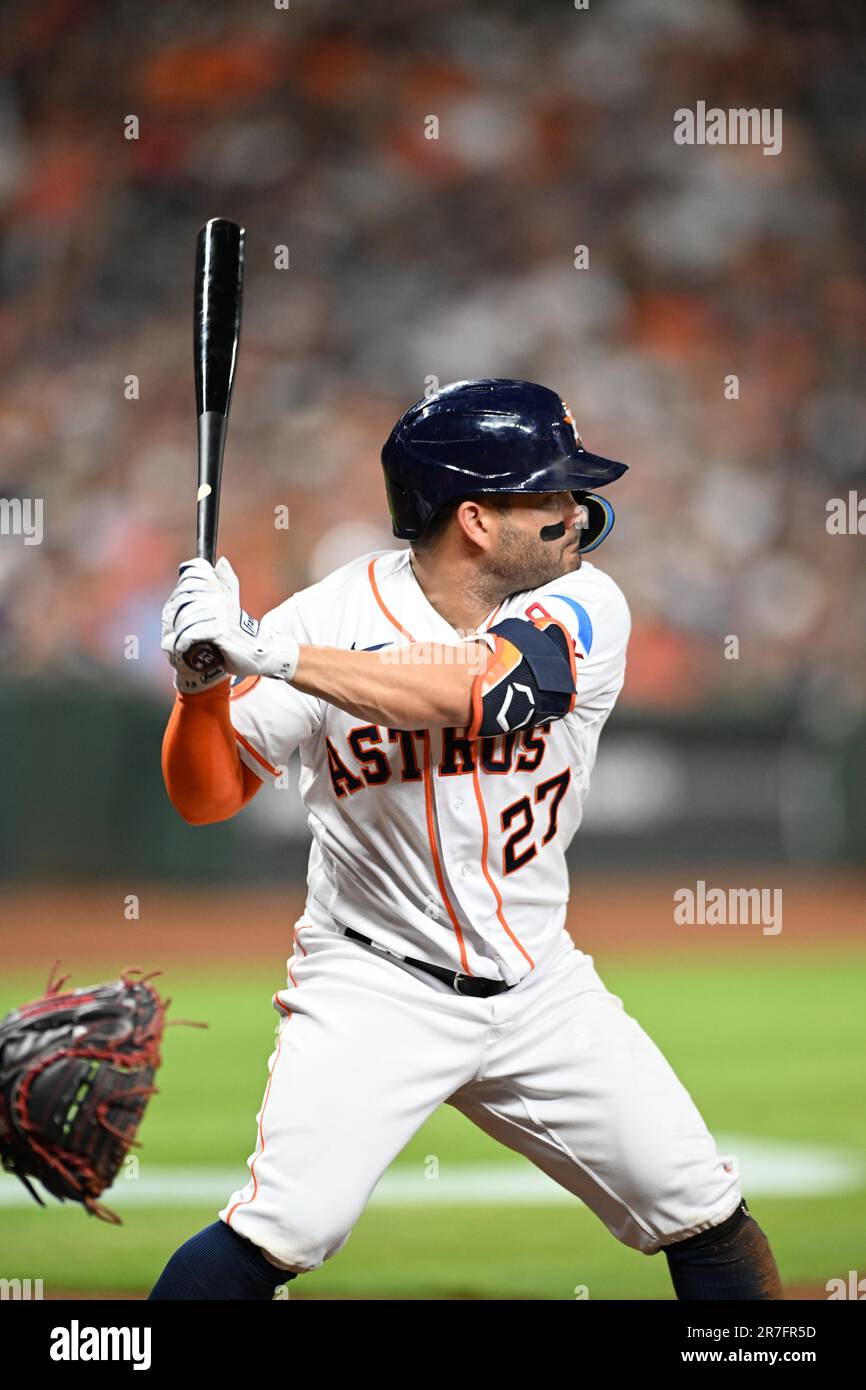 Houston Astros deuxième baseman Jose Altuve (27) battant au bas du septième dîner pendant le match MLB entre les nationaux de Washington et le Th Banque D'Images