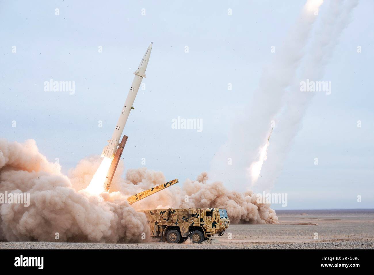 Dezful (Perse: دزفول) est un missile balistique à moyenne portée (MRBM) développé par l'Iran et dévoilé en février 2019 dans une usine de missiles souterraine. Banque D'Images