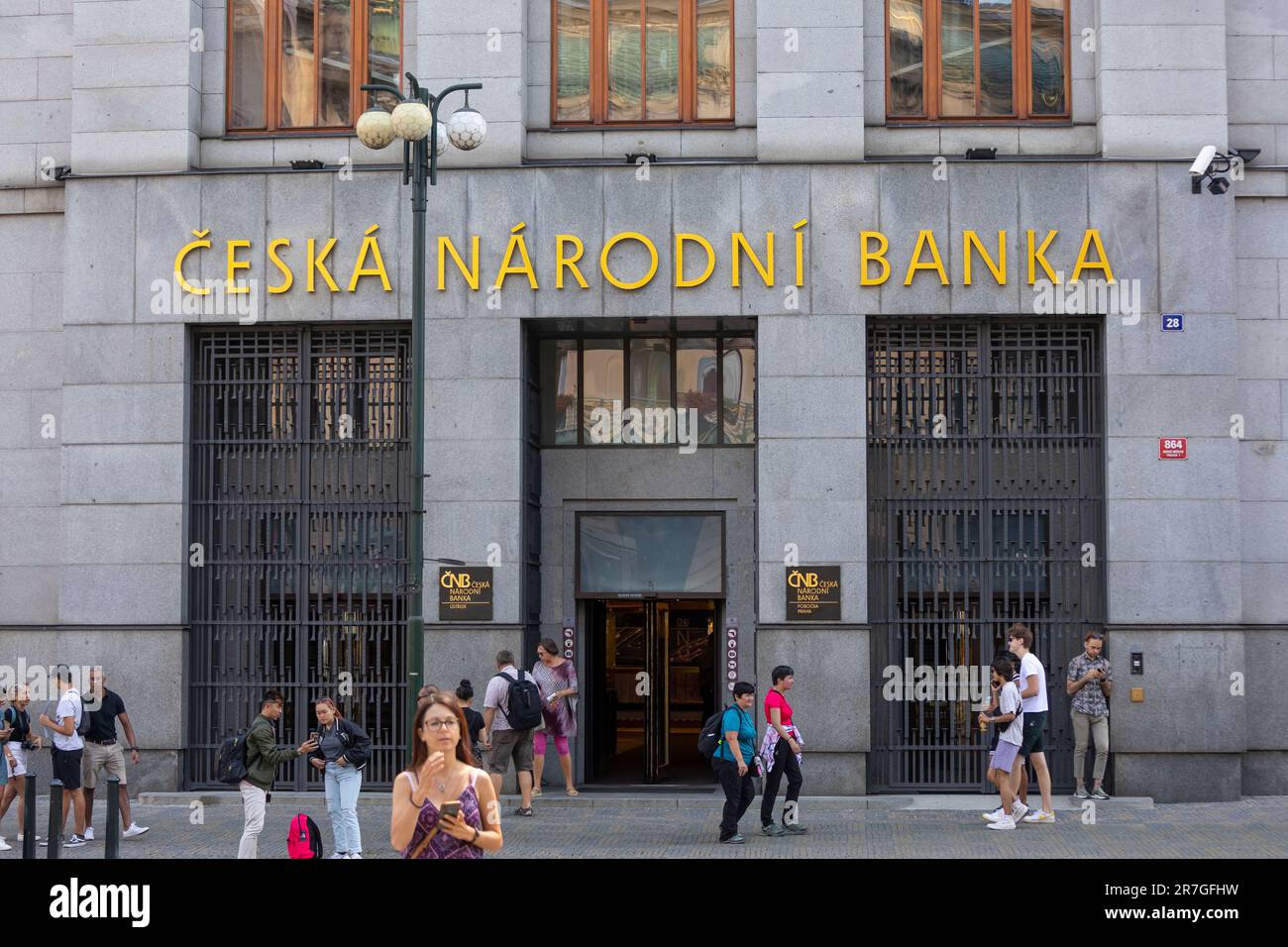 PRAGUE, RÉPUBLIQUE TCHÈQUE, EUROPE - Banque nationale tchèque. Extérieur du bâtiment Ceska Narodni Banka dans le quartier de Stare Mesto. CNB Banque D'Images
