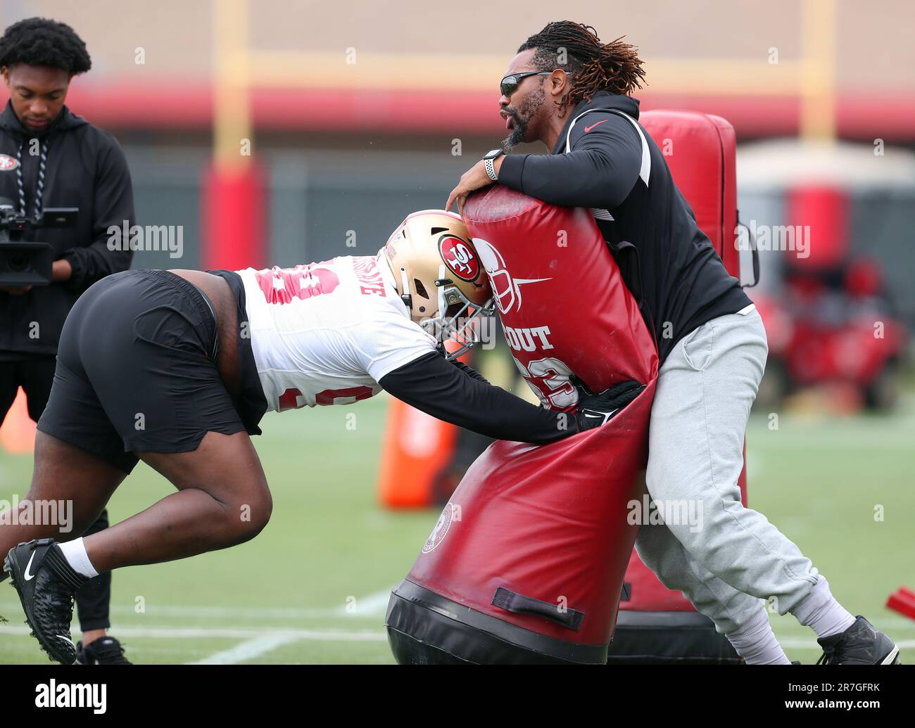 Santa Clara, États-Unis. 07th juin 2023. San Francisco 49ers Javon Hargrave, joueur de ligne défensive (98), participe à une session de mini-camp de vétérans le mercredi, 7 juin 2023, à Santa Clara, en Californie. (Photo par Aric Crabb/The Mercury News/TNS/Sipa USA) crédit: SIPA USA/Alay Live News Banque D'Images