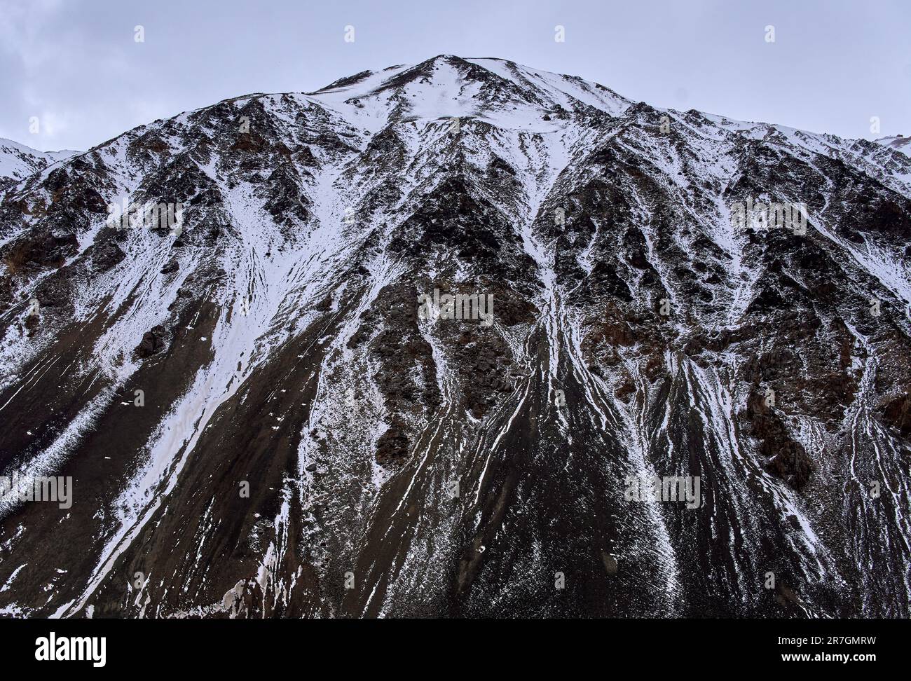 Montagne enneigée à Mendoza, Argentine. Banque D'Images