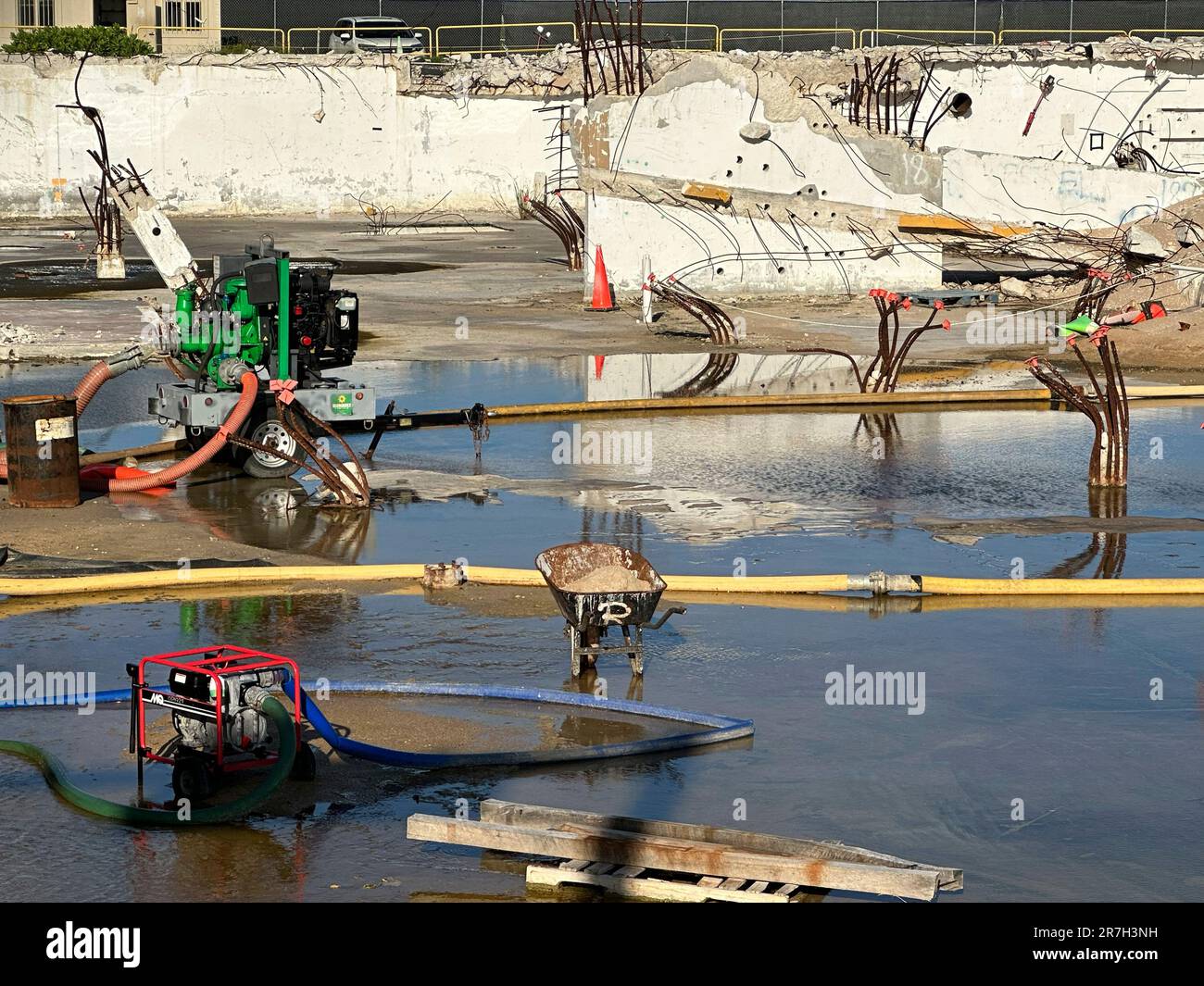 What remains on the site of the Champlain Towers South condo building ...