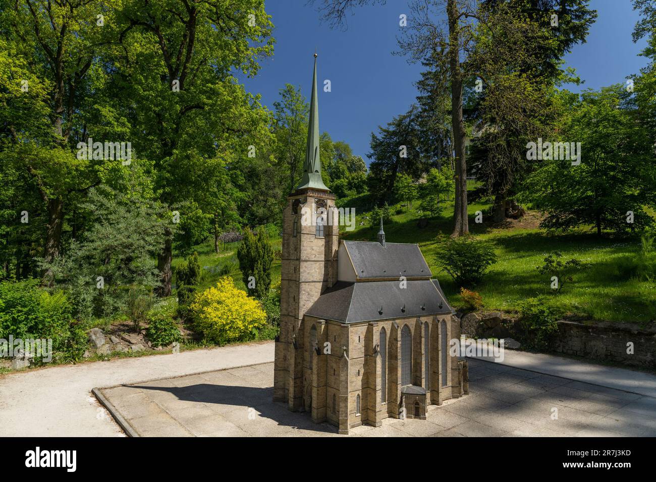 Marianske Lazne, République Tchèque - 29 mai 2023 : Parc miniature de Bohemium - miniature de la cathédrale Saint-Jean Bartholomée dans Plzeň (Pilsen) Banque D'Images