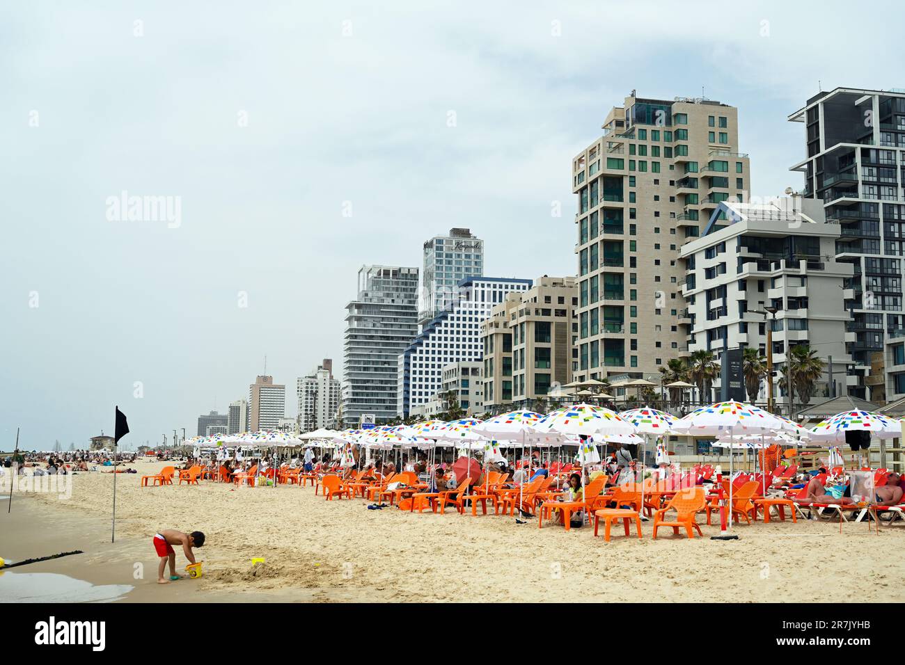 La plage de Tel Aviv Banque D'Images