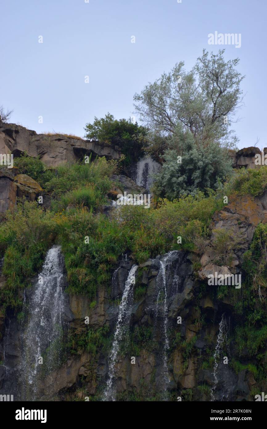 Une vue à couper le souffle sur la superbe région de Twin Falls dans l'Idaho depuis le majestueux Snake River Canyon. Banque D'Images