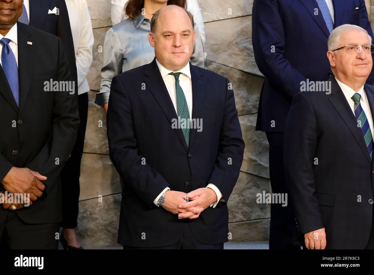 Bruxelles, Belgique. 16th juin 2023. Ben Wallace, ministre de la Défense, arrive pour une photo de famille le deuxième jour d'une réunion au siège de l'OTAN à Bruxelles, en Belgique, sur 16 juin 2023. Crédit: ALEXANDROS MICHAILIDIS/Alamy Live News Banque D'Images