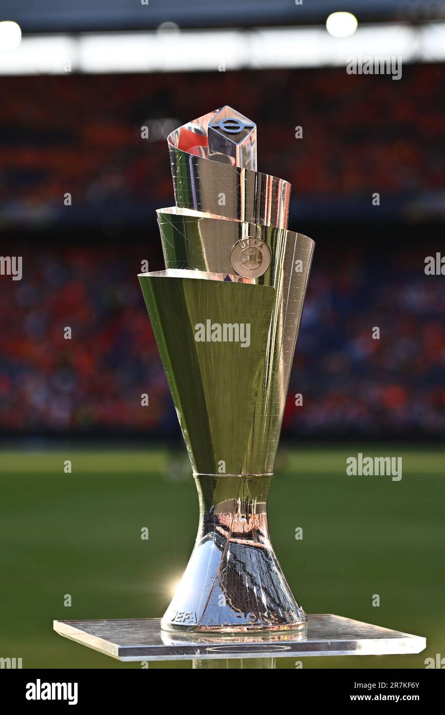 ROTTERDAM, PAYSBAS JUIN 14 détails du trophée de la ligue des