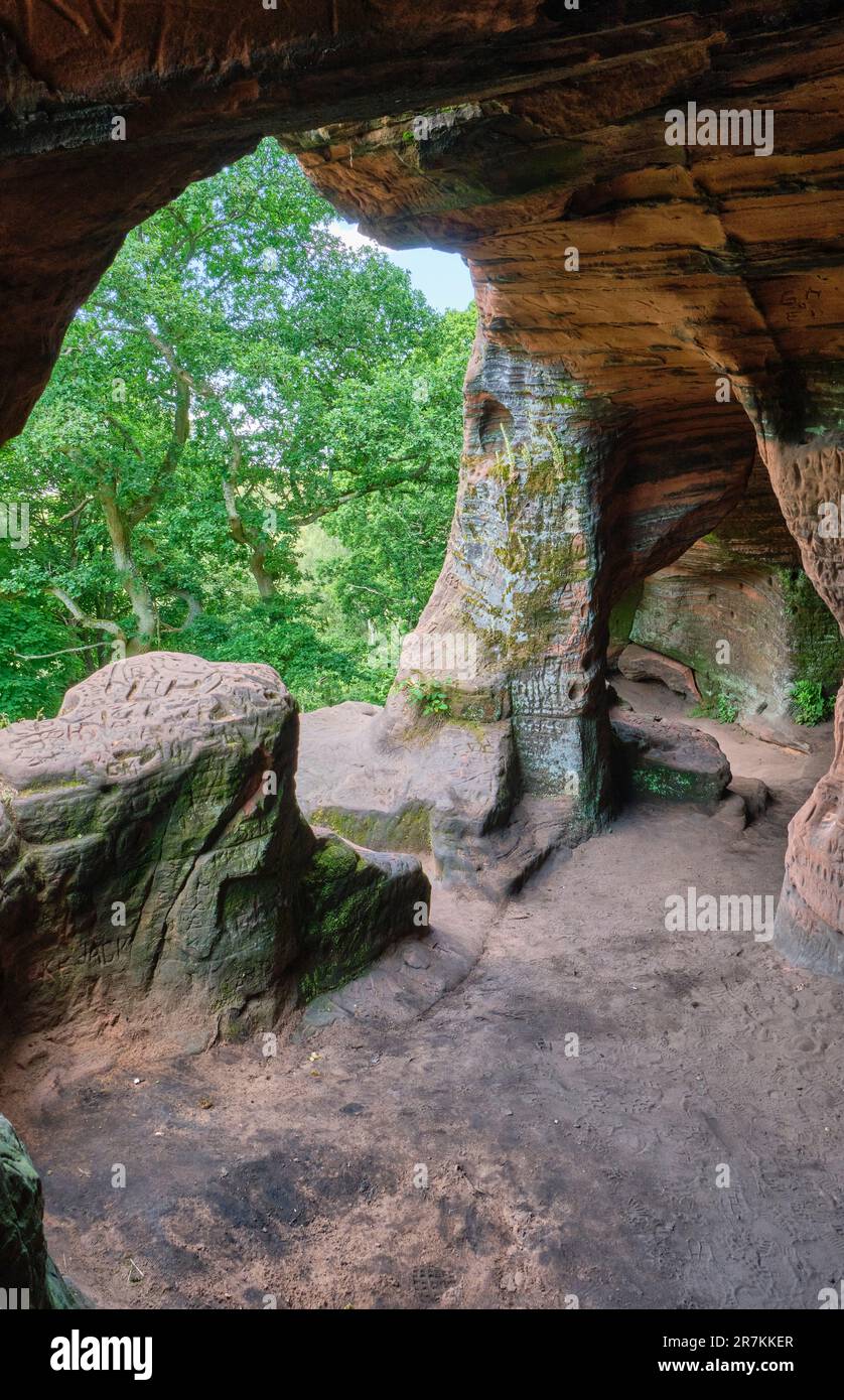 Dans les grottes de Nanny's Rock, Kinver Edge, Kinver, Staffordshire Banque D'Images