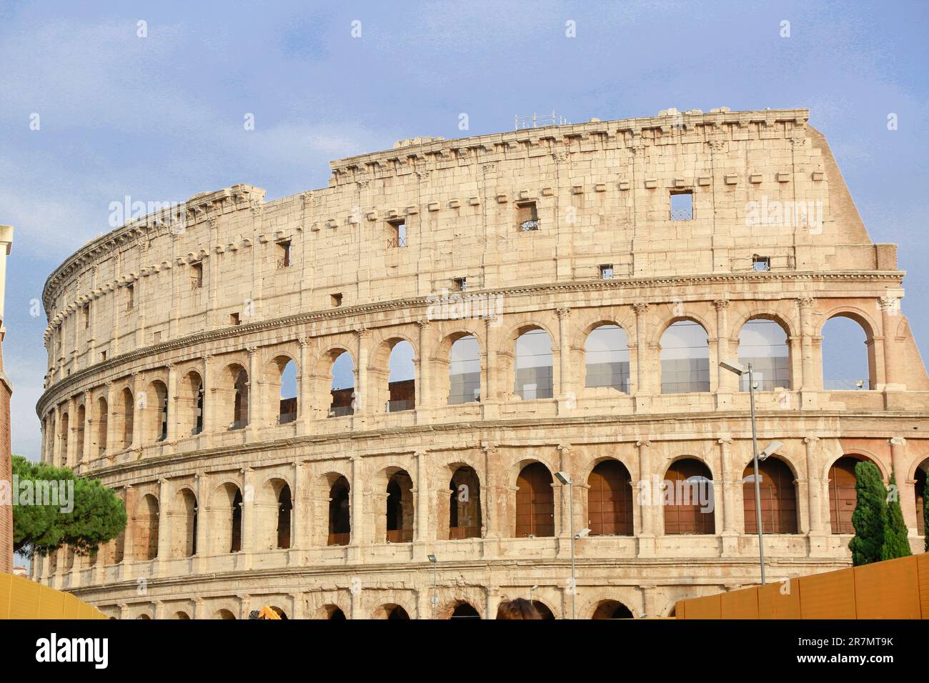 Le Colisée et Arc de Constantine de via dei Fori Imperiali, dans le centre-ville de Rome, Italie Banque D'Images