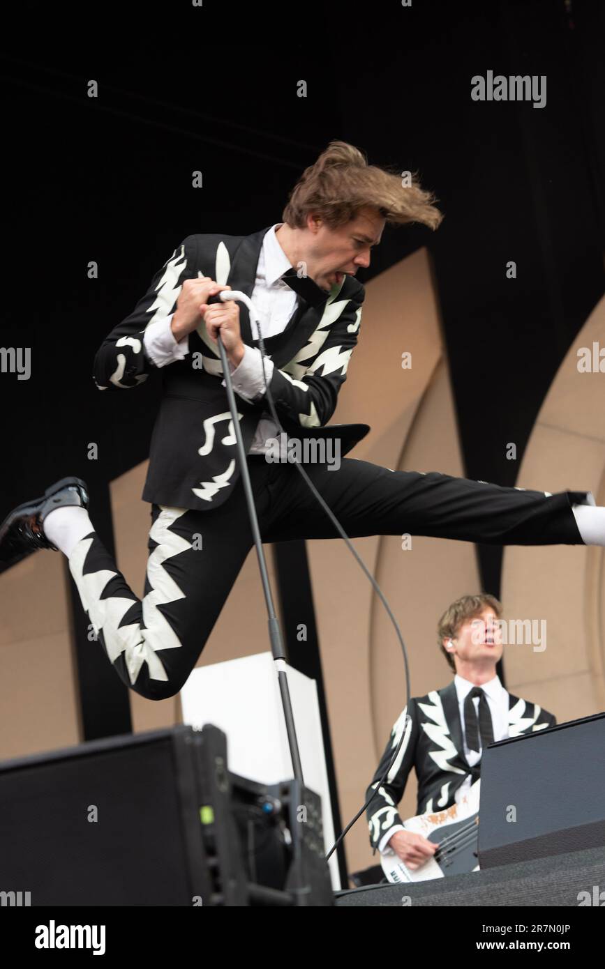 Londres, Royaume-Uni. 16th juin 2023. Les ruches jouent en direct au stade Emirates qui soutient les Arctic Monkeys. Cristina Massei/Alamy Live News Banque D'Images