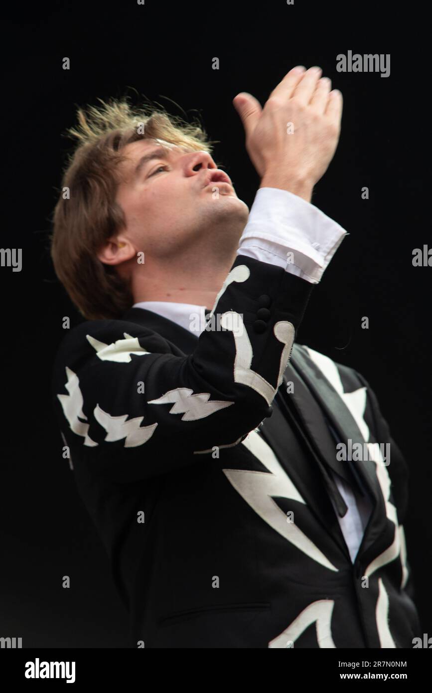 Londres, Royaume-Uni. 16th juin 2023. Les ruches jouent en direct au stade Emirates qui soutient les Arctic Monkeys. Cristina Massei/Alamy Live News Banque D'Images