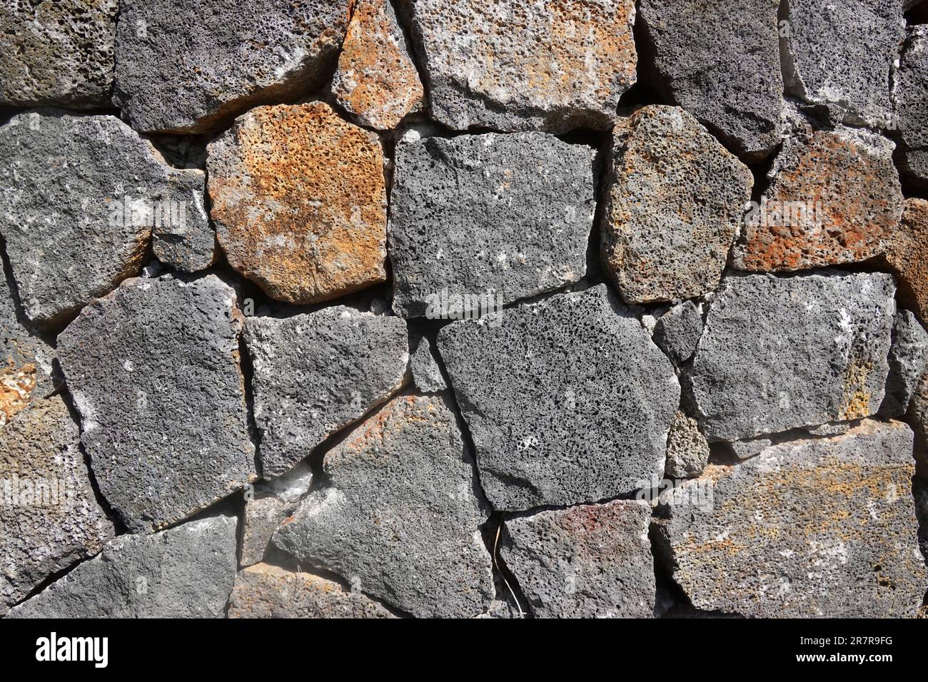 Mur construit à partir de pierres de lave Banque D'Images