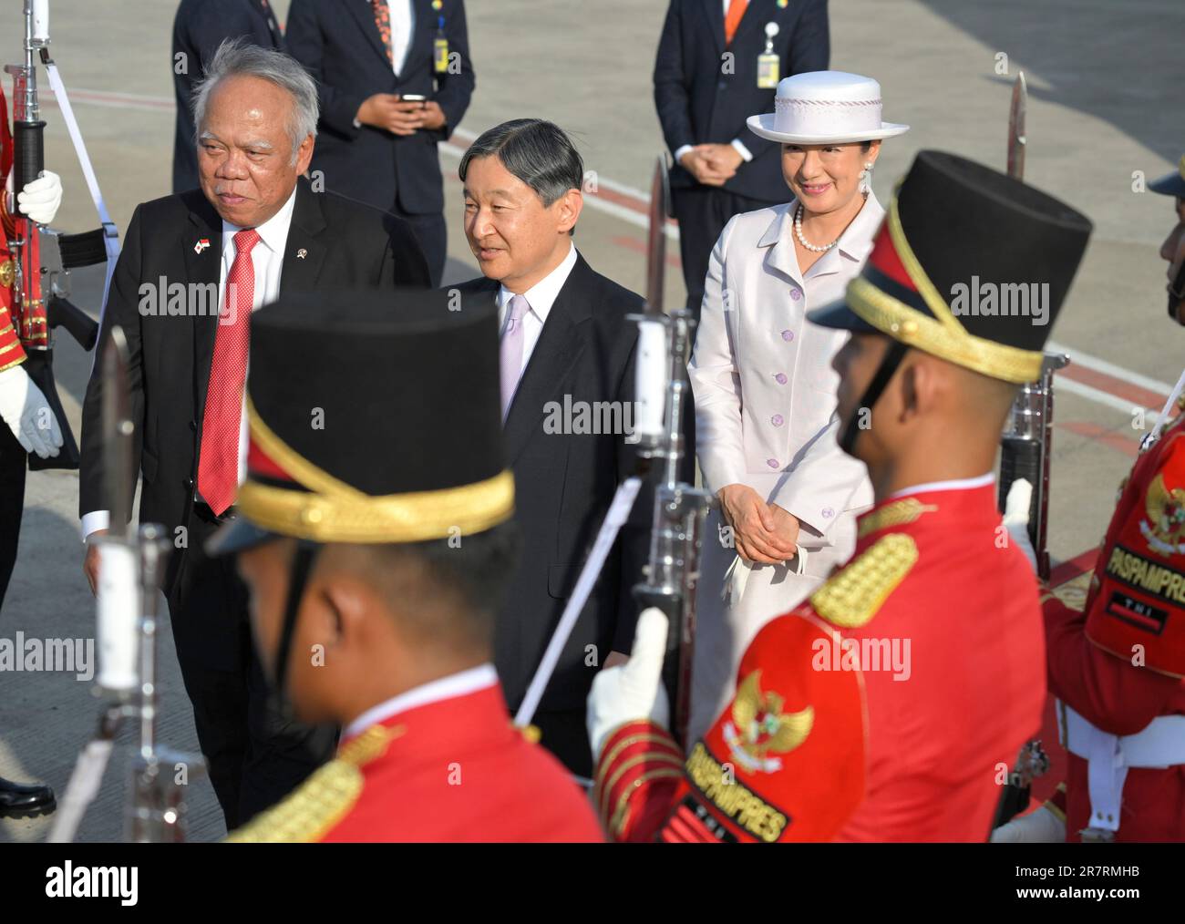 Japanese Emperor Naruhito and Empress Masako arrive at Jakarta Soekarno ...
