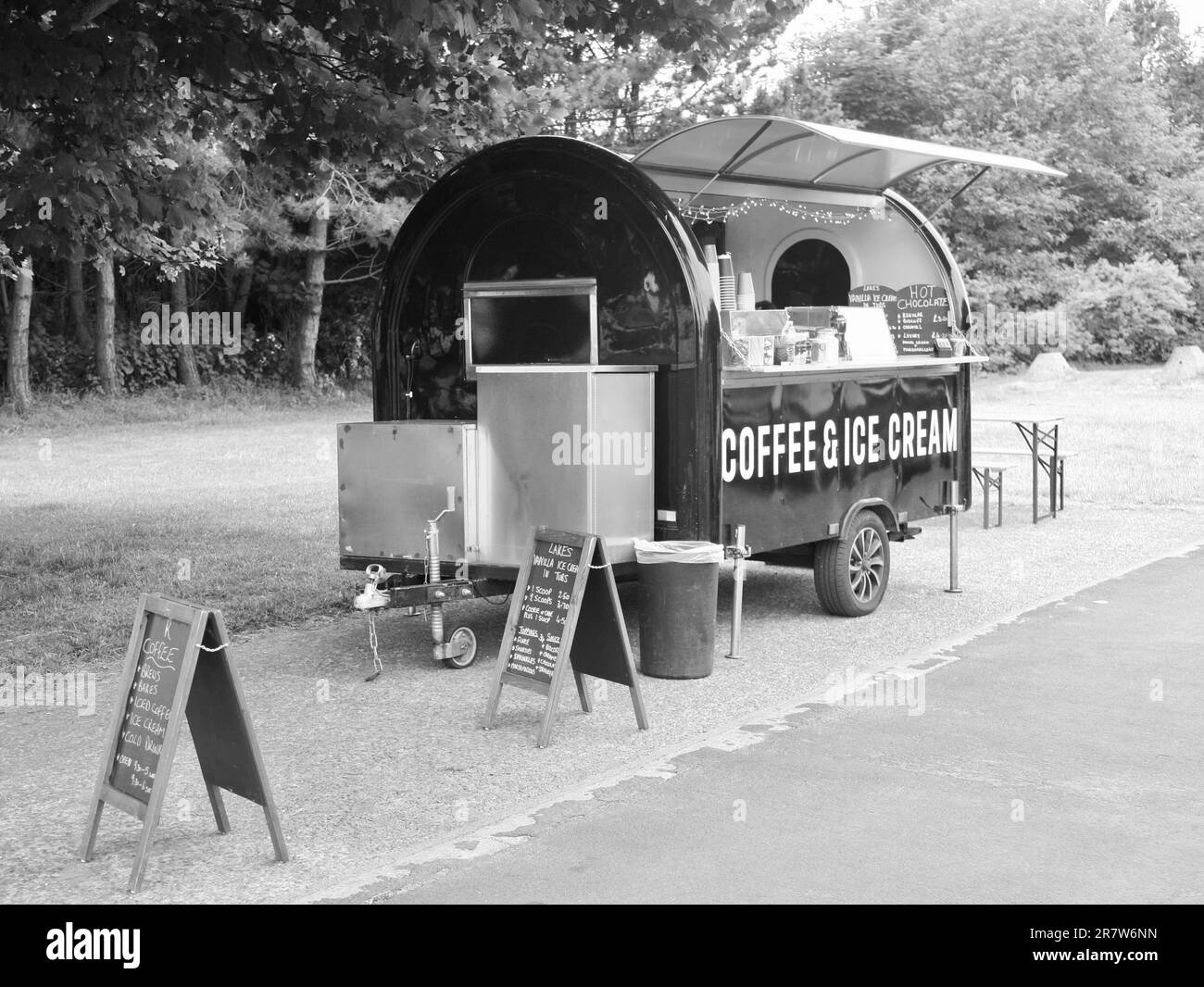 Un café mobile au bord de la route, Lytham St Annes, Lancashire, Royaume-Uni, Europe Banque D'Images