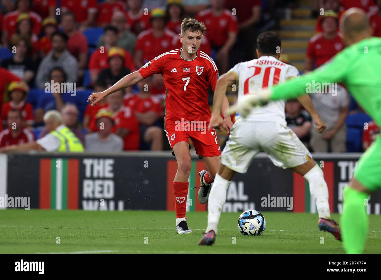 Cardiff, Royaume-Uni. 16th juin 2023. David Brooks du pays de Galles (7) en action. Qualification UEFA Euro 2024, match du groupe D, pays de Galles contre Arménie, au stade de Cardiff, dans le sud du pays de Galles, le vendredi 16th juin 2023. Usage éditorial uniquement. photo par Andrew Orchard/Andrew Orchard sports photographie/Alamy Live News crédit: Andrew Orchard sports photographie/Alamy Live News Banque D'Images