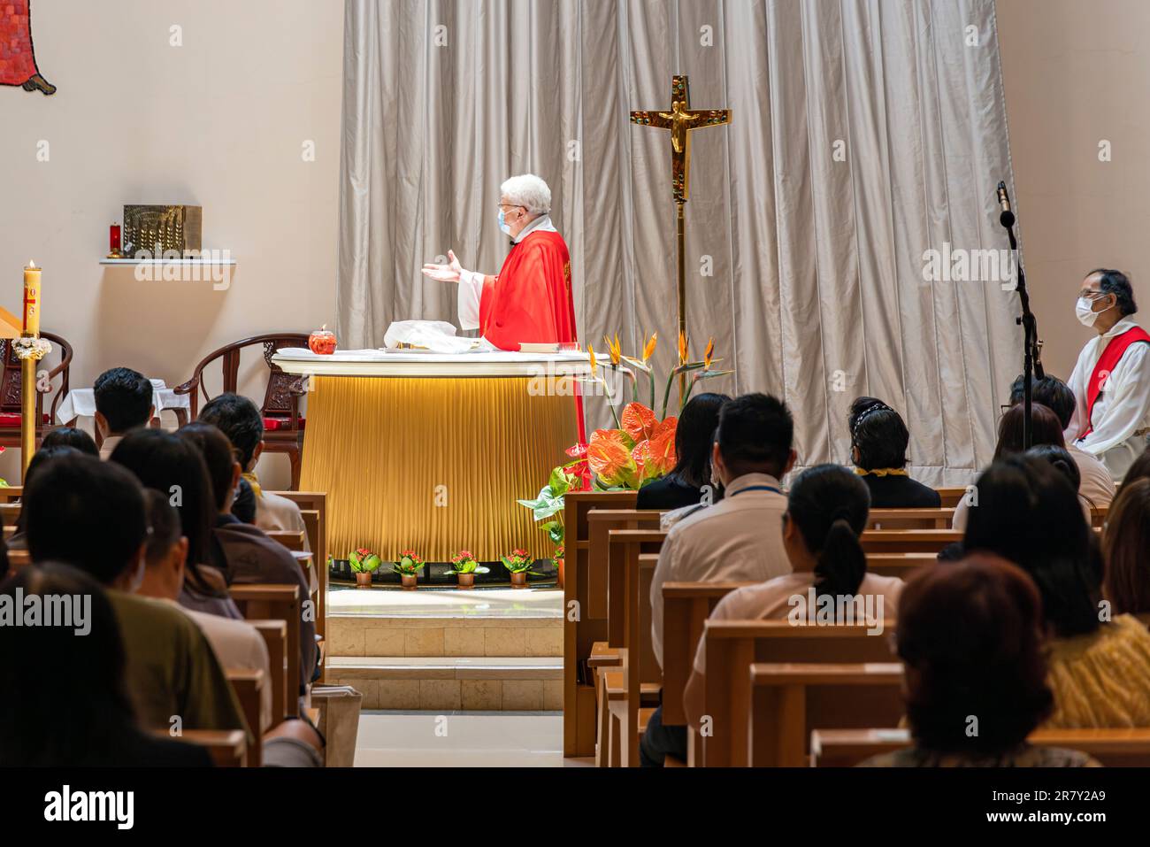 Messe du dimanche à l'église catholique Our Lady of Mount Carmel, Wanchai, Hong Kong, SAR, Chine Banque D'Images