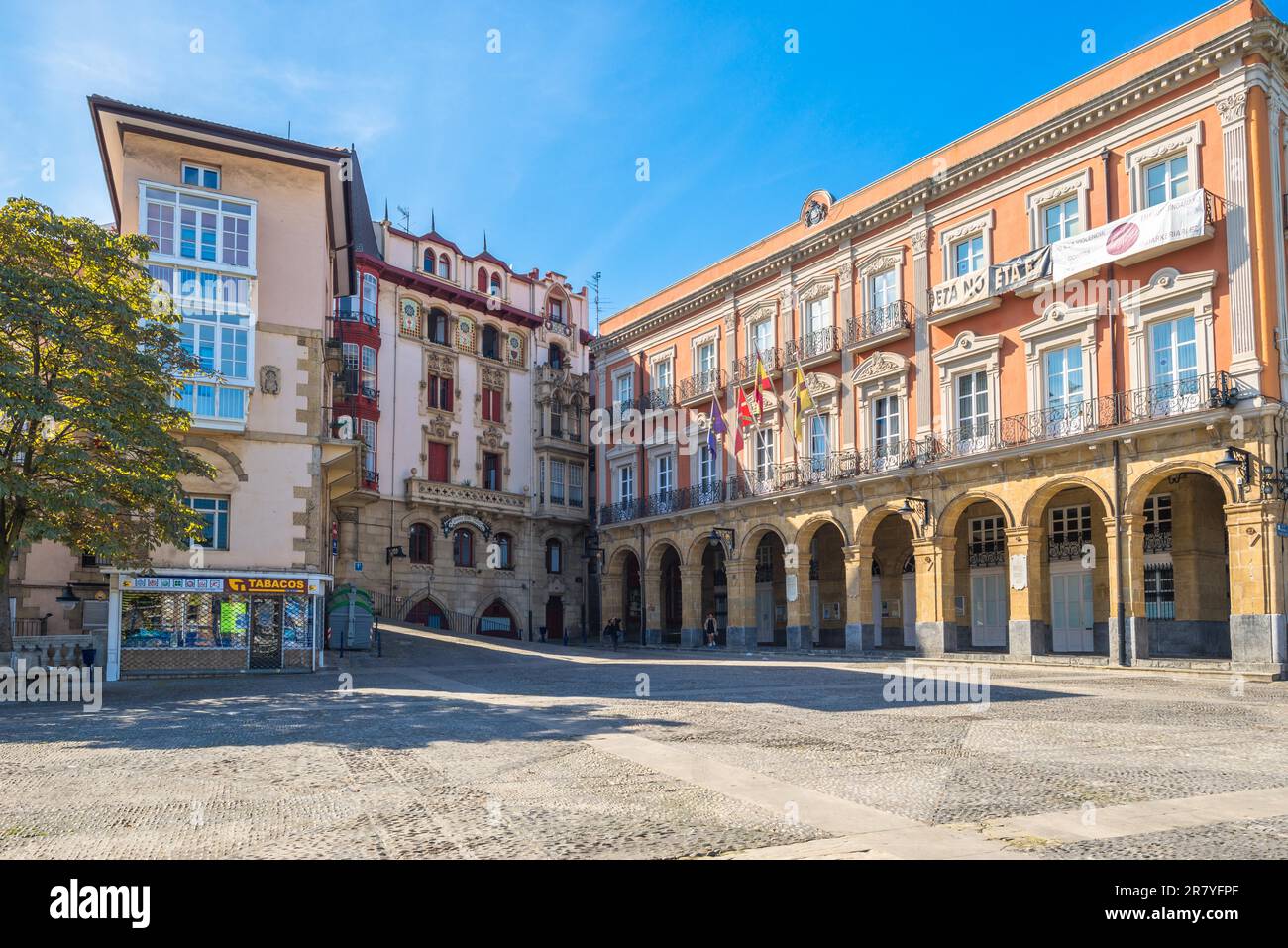 La Plaza del Solar et l'Hôtel de ville de Portugalete, petite ville du nord de l'Espagne, dans le pays Basque Banque D'Images