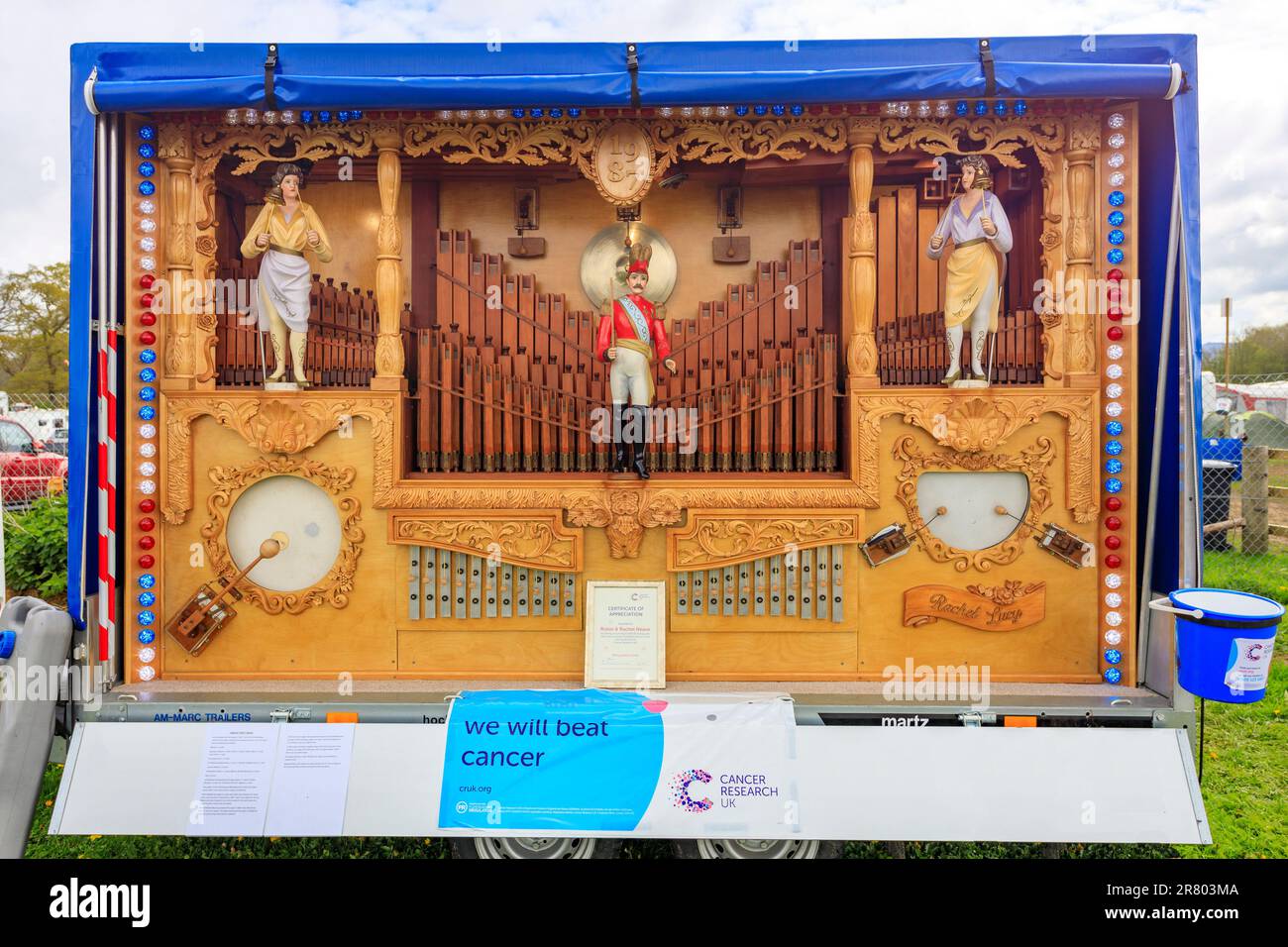 Un « Carl Frei concert Street Organ » exposé au rassemblement de vapeur d'Abbey Hill, Yeovil, Somerset, Royaume-Uni Banque D'Images