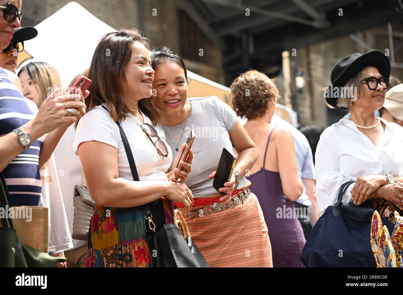 Londres, Royaume-Uni. 18 juin 2023. Le dernier jour de spectacles culturels thaïlandais et de délicieux plats thaïlandais à la Thaïlande Showcase Day 3 au Canopy Market - Londres. Crédit : voir Li/Picture Capital/Alamy Live News Banque D'Images