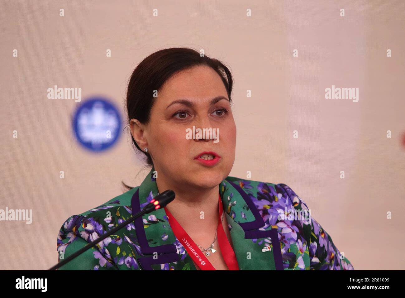 Tatyana Ilyushnikova, Vice-Ministre du développement économique de la Fédération de Russie, participe à une session sur le développement d'une communauté inclusive: Dialogue tripartite sur le rôle de l'inclusion dans le développement de la Potentia humaine russe dans le cadre de la St. Forum économique international de Petersbourg 2023 (SPIEF 2023). Banque D'Images Tatyana Ilyushnikova, Vice-Ministre du développement économique de la Fédération de Russie, participe à une session sur le développement d'une communauté inclusive: Dialogue tripartite sur le rôle de l'inclusion dans le développement de la Potentia humaine russe dans le cadre de la St. Forum économique international de Petersbourg 2023 (SPIEF 2023). Banque D'Images