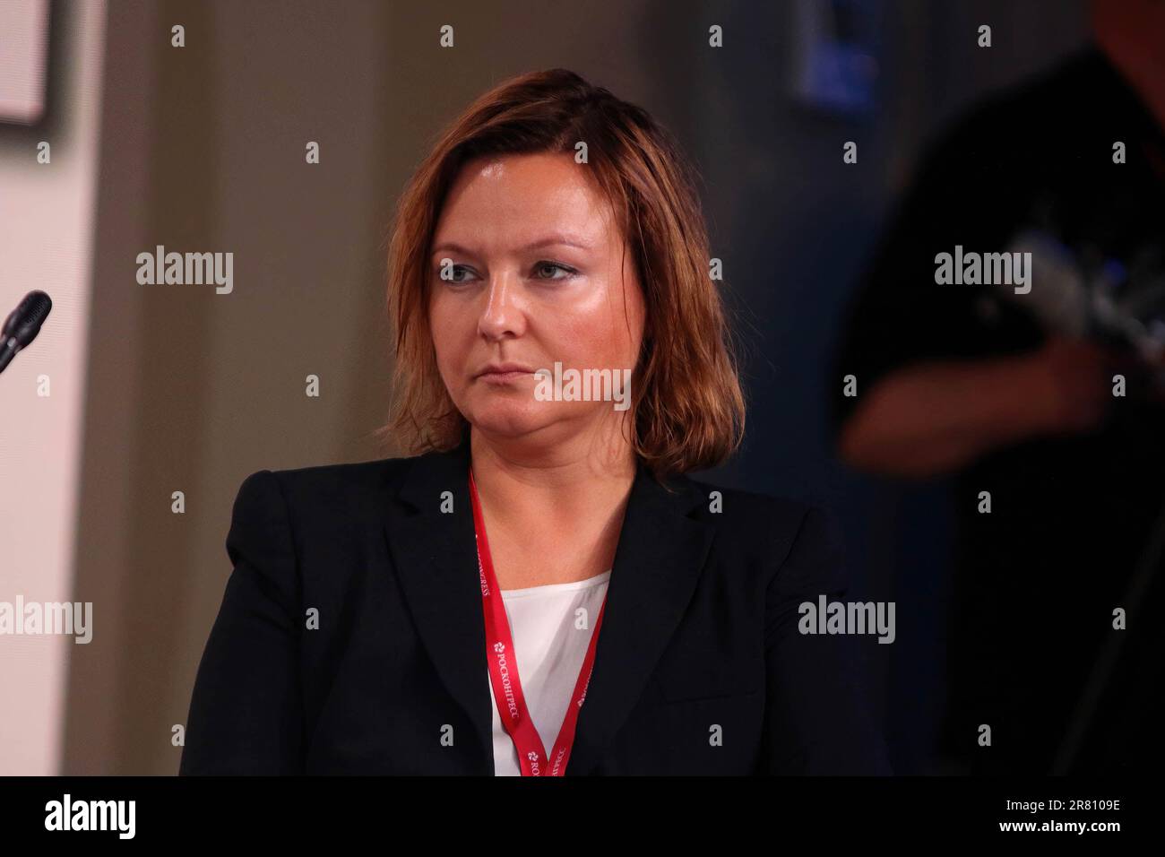 Anna Meleshina, Directrice des relations d'entreprise et de la durabilité, Magnit, participe à une session sur le développement d'une communauté inclusive: Dialogue tripartite sur le rôle de l'inclusion dans le développement de la Potentia humaine russe dans le cadre de la St. Forum économique international de Petersbourg 2023 (SPIEF 2023). Banque D'Images