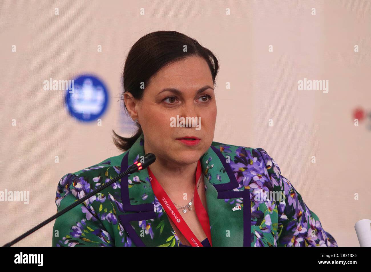 Saint-Pétersbourg, Russie. 14th juin 2023. Tatyana Ilyushnikova, Vice-Ministre du développement économique de la Fédération de Russie, participe à une session sur le développement d'une communauté inclusive: Dialogue tripartite sur le rôle de l'inclusion dans le développement de la Potentia humaine russe dans le cadre de la St. Forum économique international de Petersbourg 2023 (Credit image: © Maksim Konstantinov/SOPA Images via ZUMA Press Wire) USAGE ÉDITORIAL SEULEMENT! Non destiné À un usage commercial ! Banque D'Images