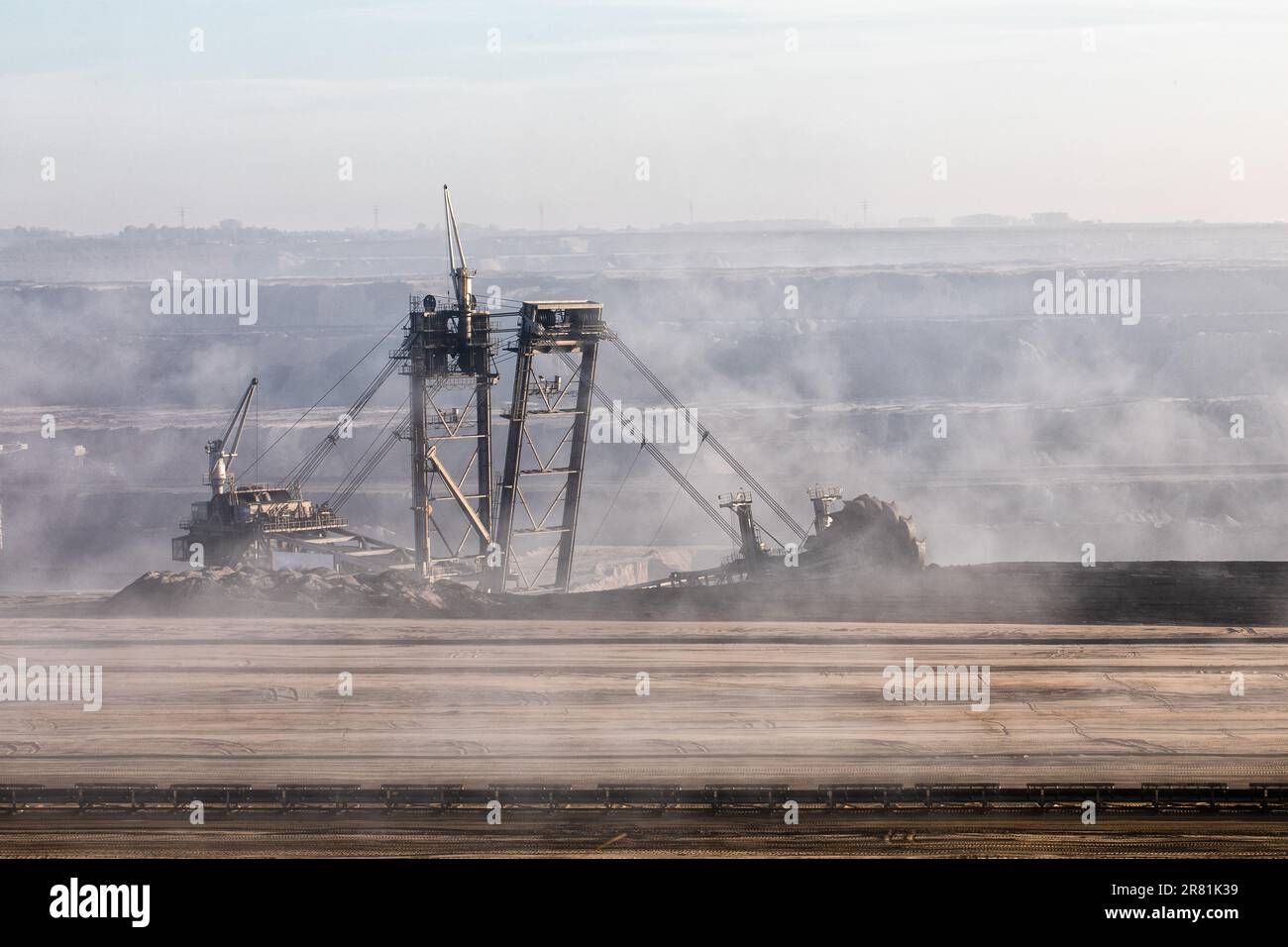 Paysage à la mine de lignite de Hambach à ciel ouvert en octobre 2022 Banque D'Images