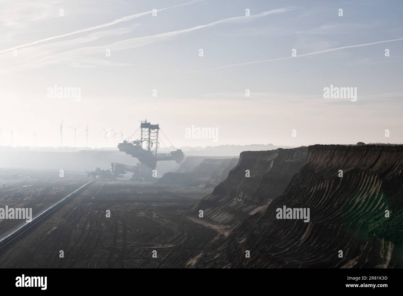 Paysage à la mine de lignite de Hambach à ciel ouvert en octobre 2022 Banque D'Images