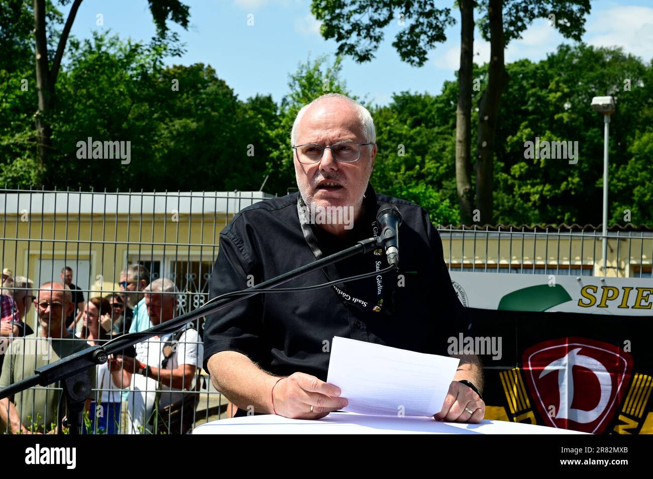 Im Bild: Carsten Liebig. Die Stadt Görlitz würdigt den Ehrenspielführer von Dynamo Dresden Hans-Jürgen „Dixie“ Dörner, indem sie den „Dixie-Dörner-Weg Banque D'Images