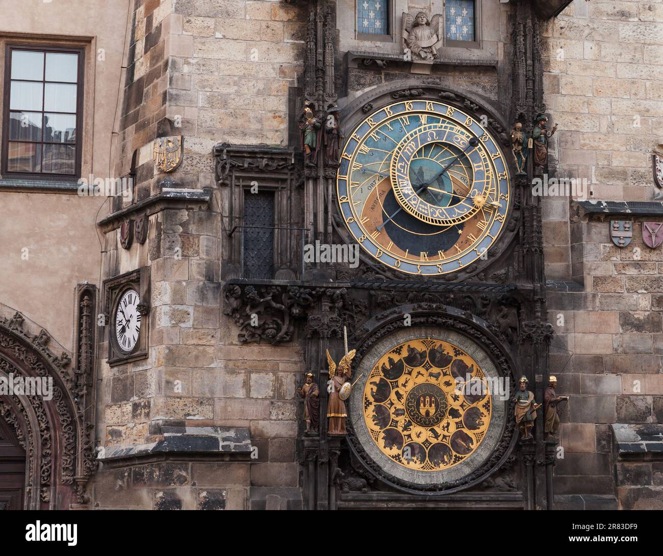 Orloj de Prague ou l'horloge astronomique de Prague. C'est une horloge médiévale située à Prague, en République tchèque Banque D'Images