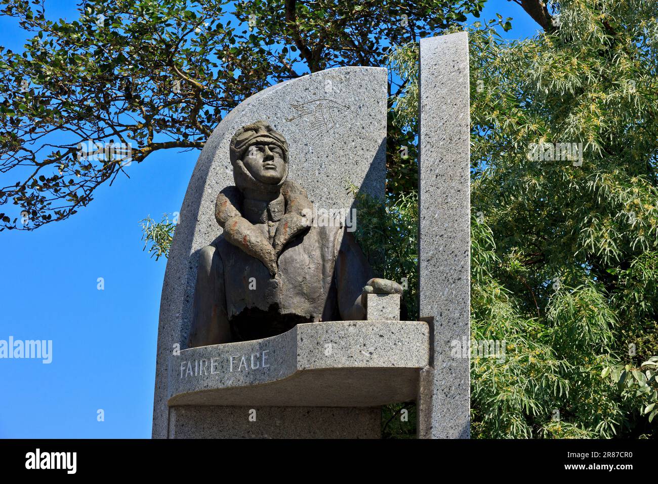 Mémorial à l'ace du combattant du service aérien de la première Guerre mondiale français et capitaine de héros national Georges Guynemer (1894-1917) à Dunkirk (Nord), France Banque D'Images