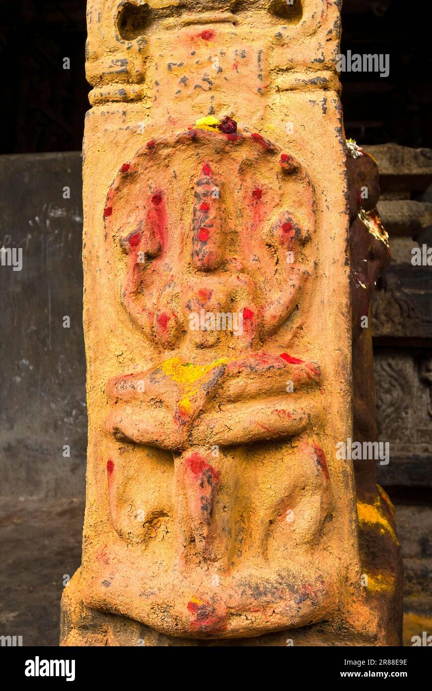 Nagaraja roi de serpents sur pilier à Rangavilas mandapa dans Sri Ranganathaswamy Vishnu temple à Srirangam île, Tiruchchirapalli Trichy, Tamil Banque D'Images