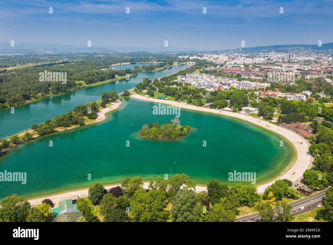 Vue aérienne du lac Jarun à Zagreb, Croatie, destination touristique Banque D'Images