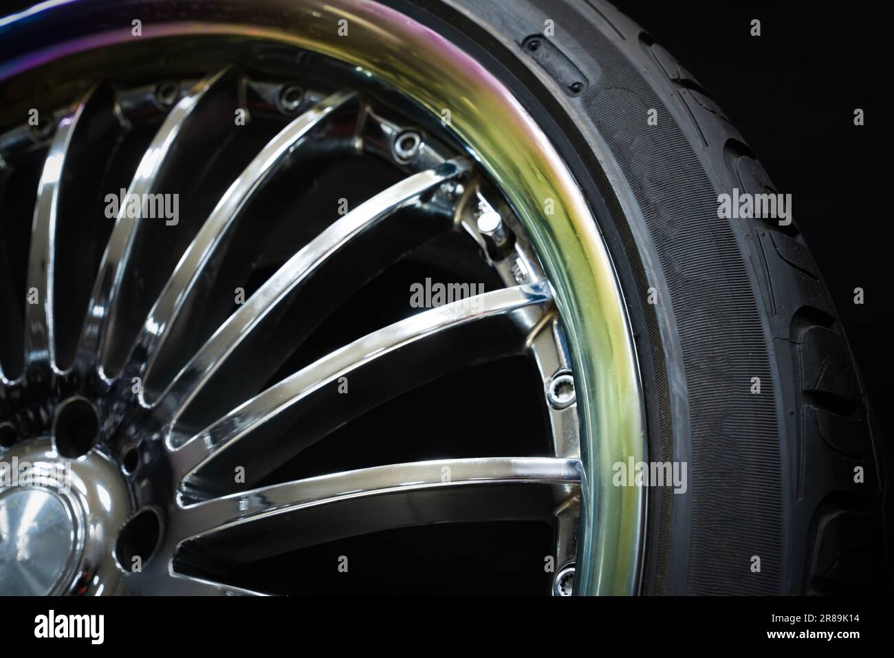 Centres De Roues Chromés Pour Véhicule De Collection (Occasion, Défauts D'usage)