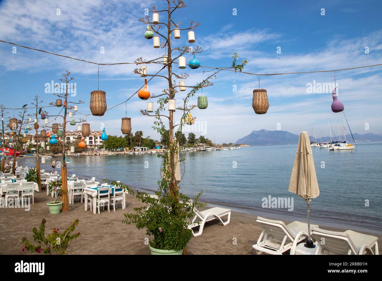 Mugla,Turquie - 10-11-2022:Une journée d'été sur la plage Kumluk de Datça Banque D'Images