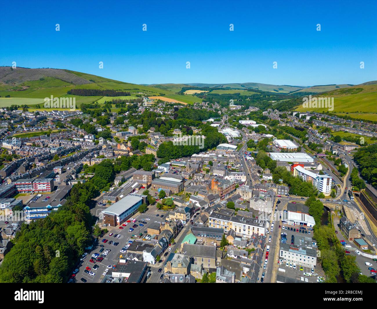 Vue aérienne depuis le drone de la ville de Galashiels aux frontières écossaises, Écosse, Royaume-Uni Banque D'Images