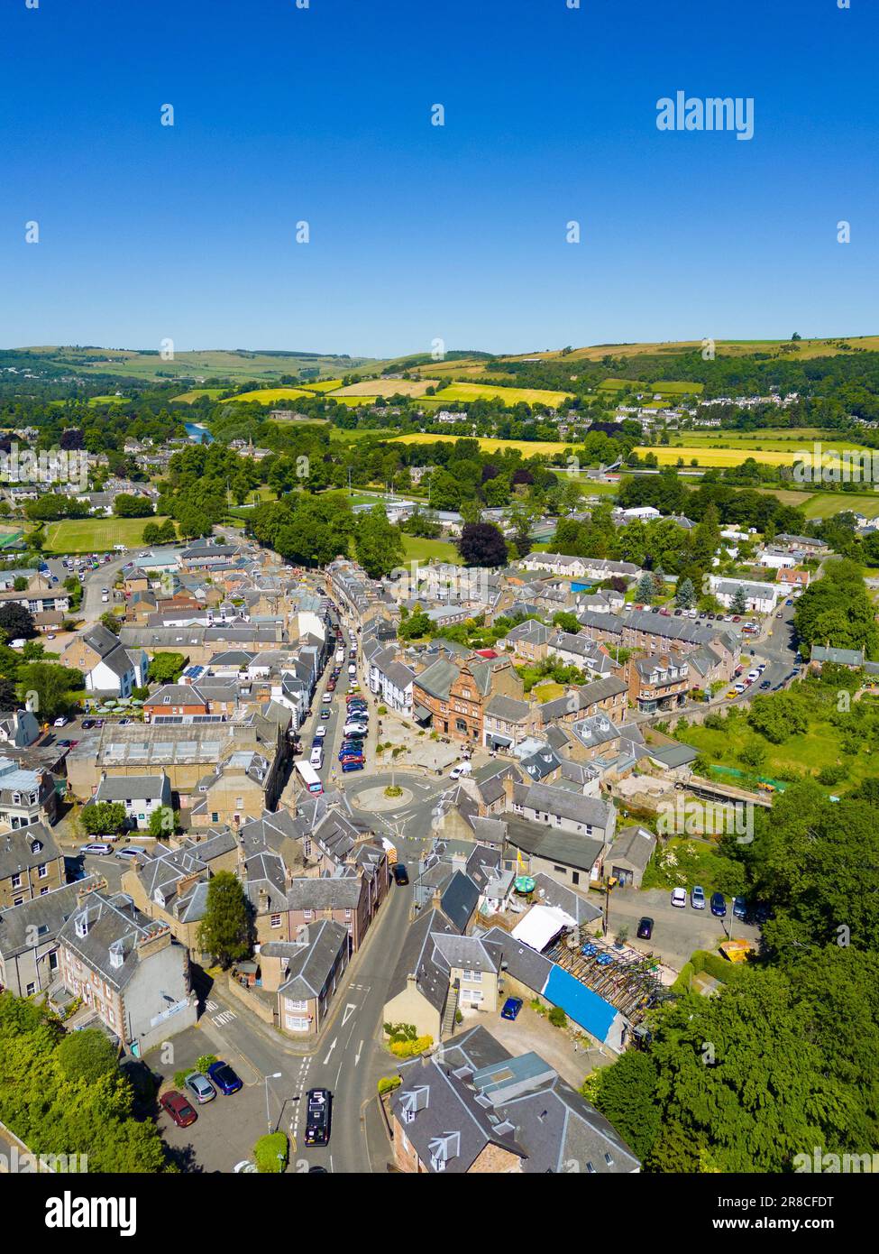 Vue aérienne de drone de la ville de Melrose aux frontières écossaises, Écosse, Royaume-Uni Banque D'Images