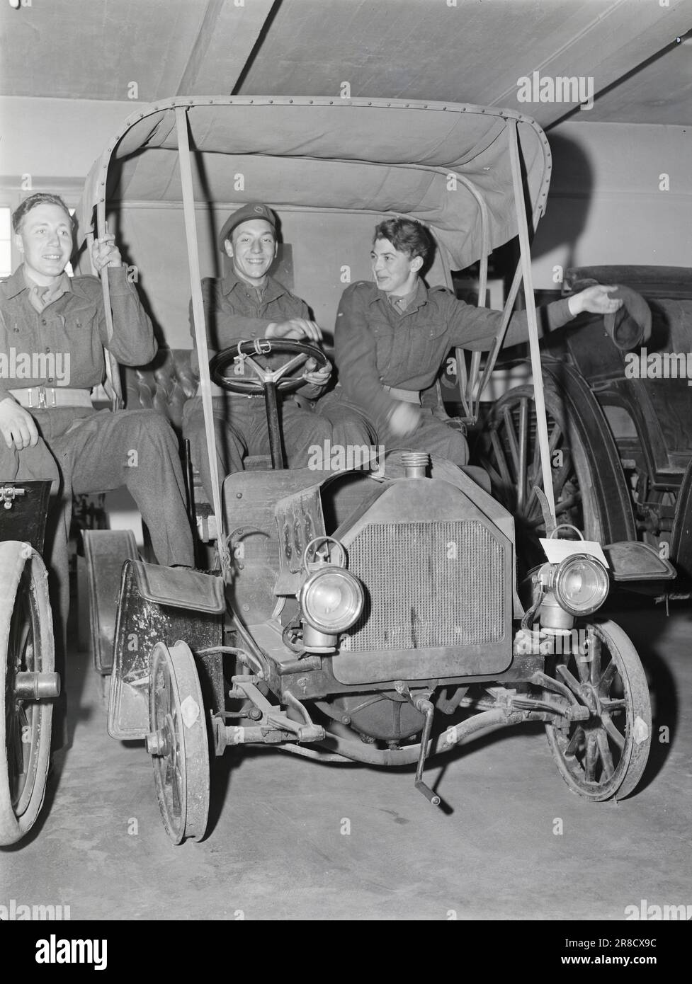 Courant 101950 Le nord de la Norvège regarde OsloAt fin avril, 55