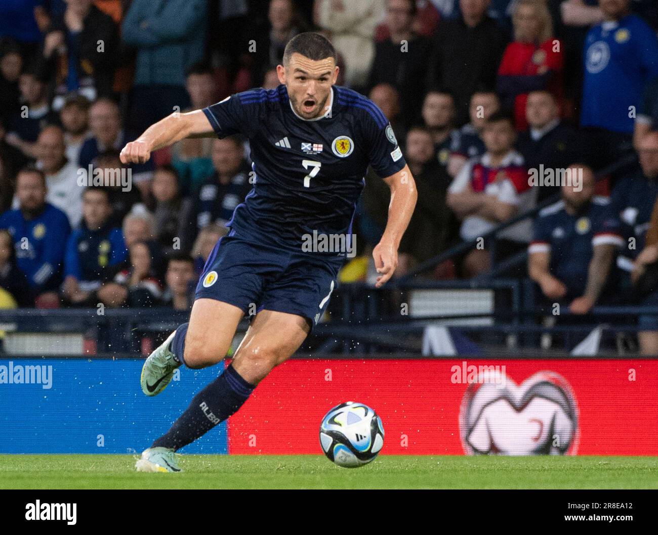 GLASGOW, ÉCOSSE - JUIN 20 : milieu de terrain écossais, John McGinn, lors de l'UEFA EURO 2024 qualifiant le groupe ronde Un match entre l'Écosse et la Géorgie au parc Hampden sur 20 juin 2023 à Glasgow, Écosse. (Photo de Ian Jacobs/MB Media/) Banque D'Images